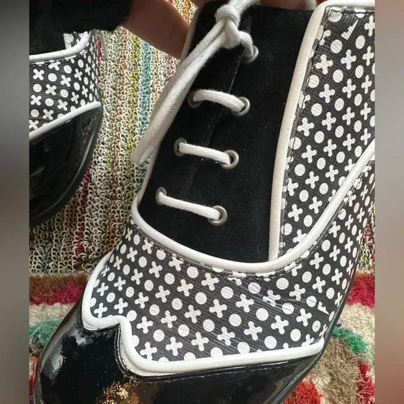 SOLD! Fluevog NEW Fellowship Martha x/o print contrast lace-up loafers -10/10.5 - Picture 12 of 16